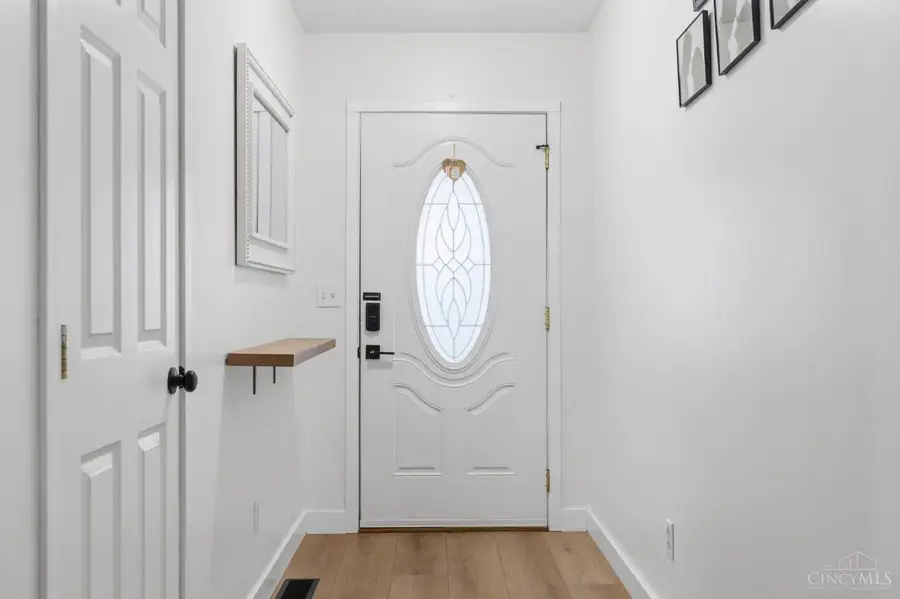 588 John Chambers Drive, Wilmington, OH 45177 - Image #3