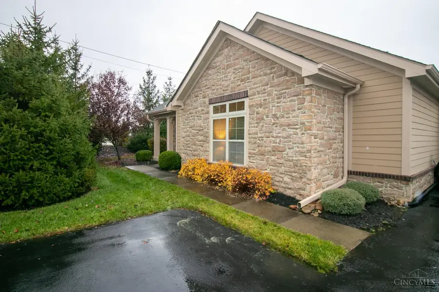 9107 Park Place Circle, West Chester, OH 45069 - #2