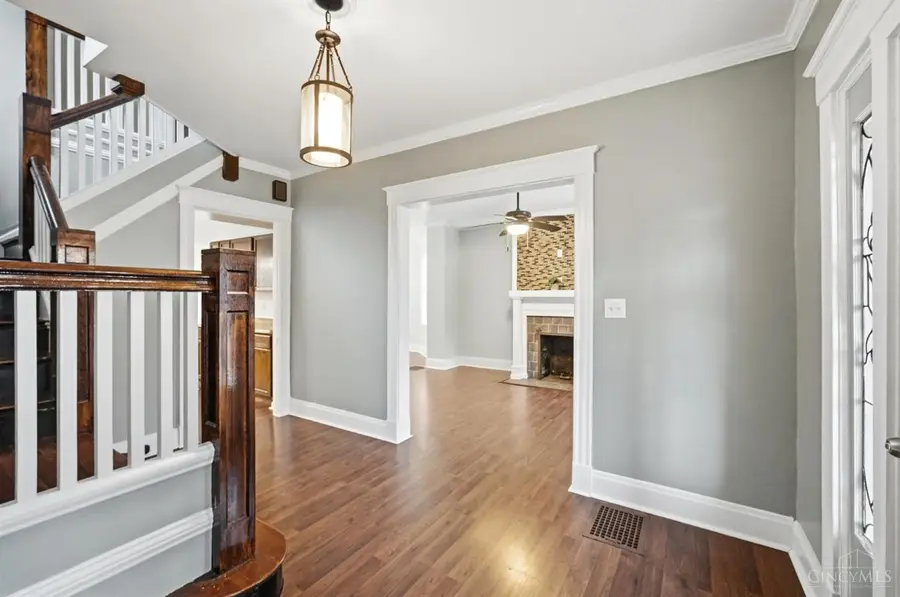 432 Hawthorne Avenue, Cincinnati, OH 45205 - Image #2
