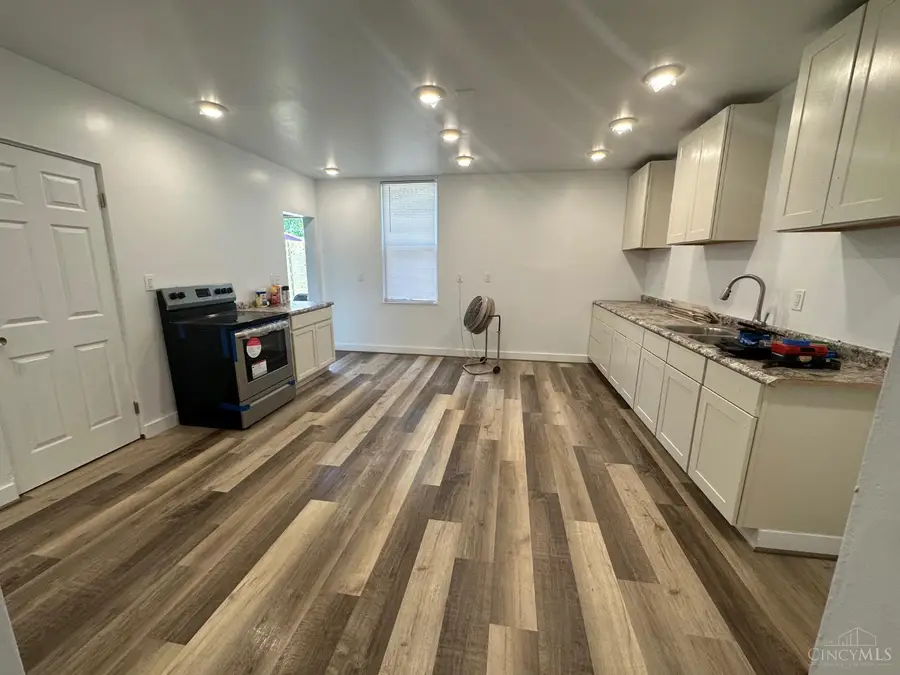 36 Wuest Street, Cincinnati, OH 45217 - Image #3