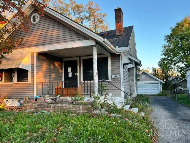 131 W Siebenthaler Avenue, Dayton, OH 45405 - Image #2