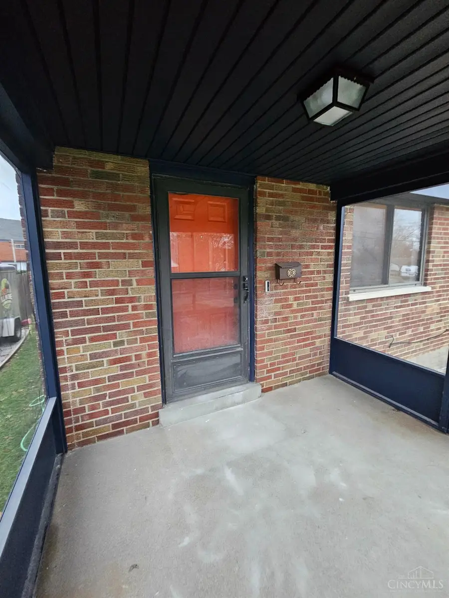 6024 Sunridge Drive, Cincinnati, OH 45224 - Image #3