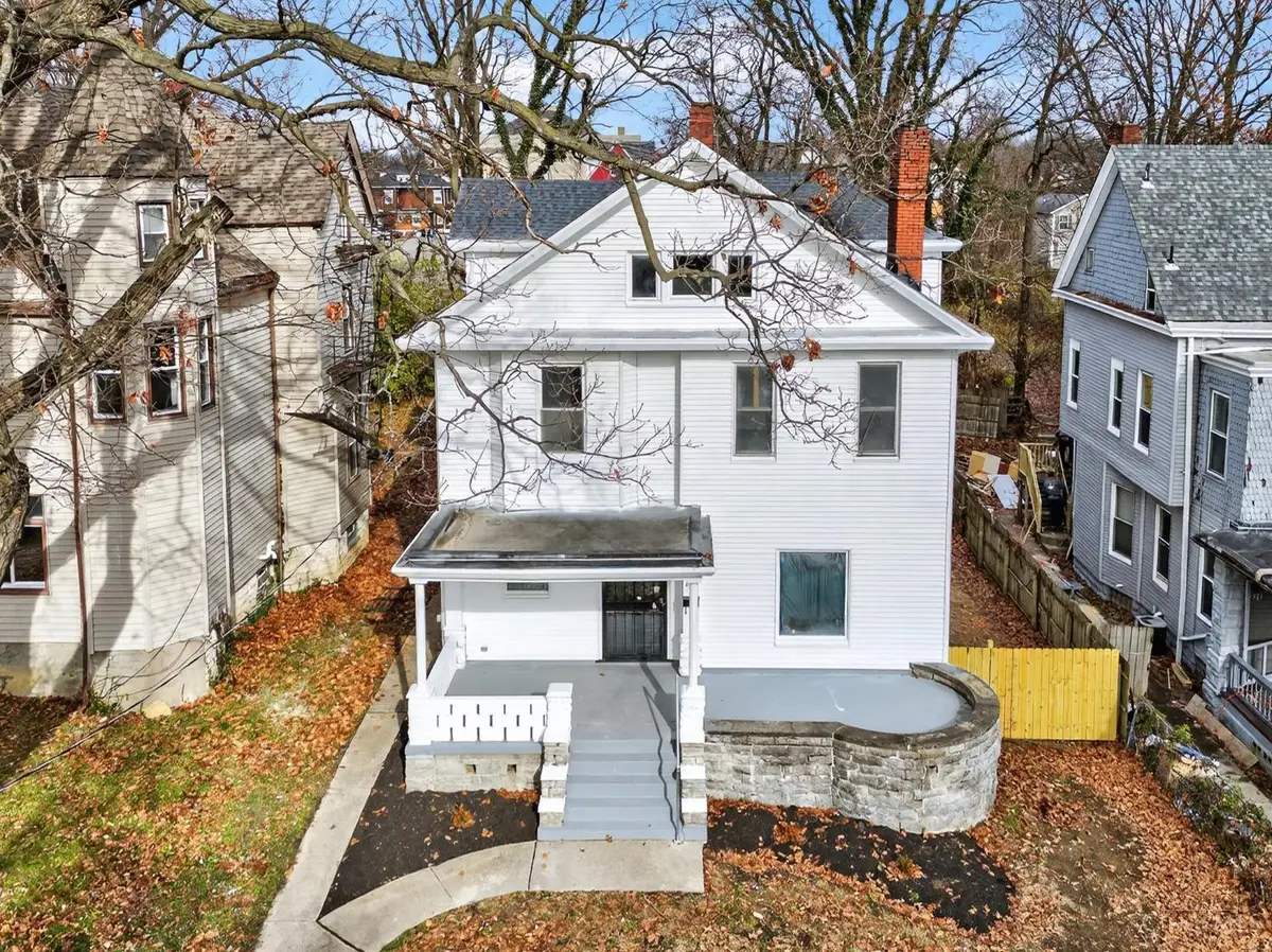 834 Rockdale Avenue, Cincinnati, OH 45229 - Image #1