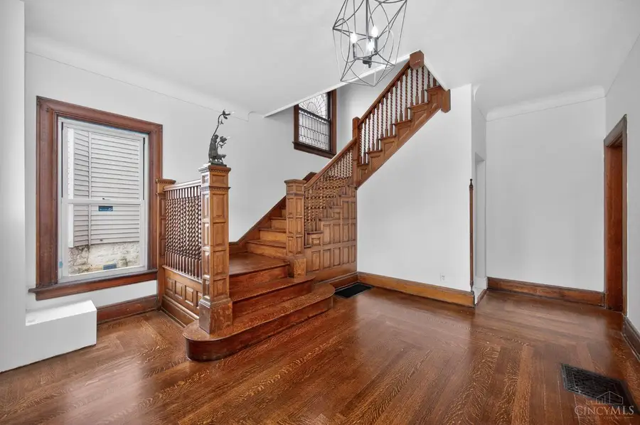 834 Rockdale Avenue, Cincinnati, OH 45229 - Image #3