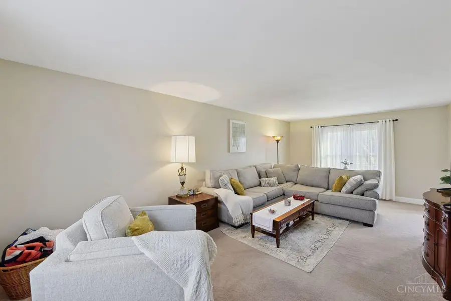 4252 Runningfawn Drive, Cincinnati, OH 45247 - Image #3