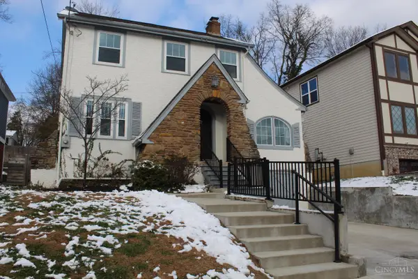 3110 Kinmont Street, Cincinnati, OH 45208