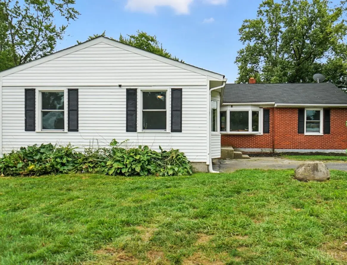 427 Old St Rt 122, Clear Creek, OH 45036 - Image #1