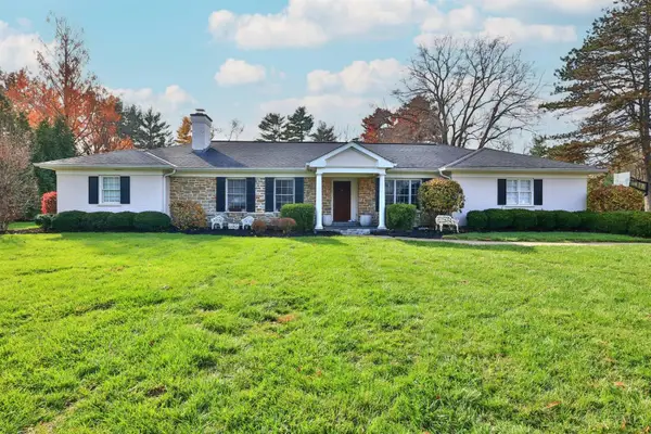 7595 Cayuga Drive, Cincinnati, OH 45243