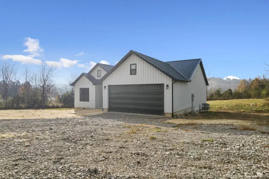 5643 Old State Route 32, Bratton Township, OH 45660 - Image #3