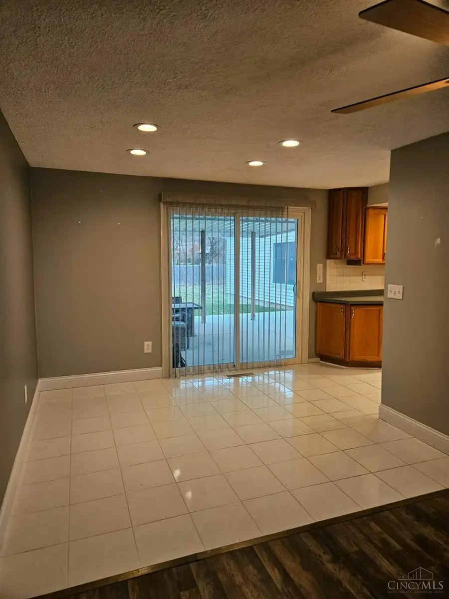 7937 Rustic Woods Drive, Huber Heights, OH 45424 - Image #3