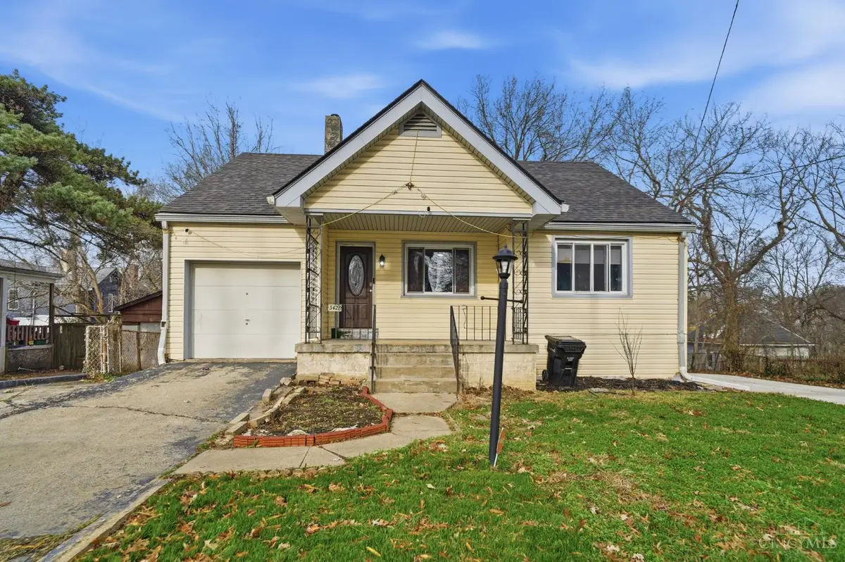 3428 Beaumont Place, Cincinnati, OH 45205 - Image #1