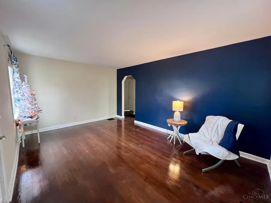 5305 Charloe Street, Cincinnati, OH 45227 - Image #2