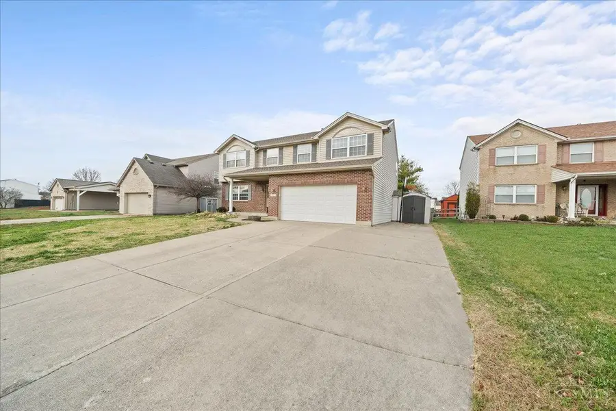 812 E Jameson Court, Trenton, OH 45067 - Image #2
