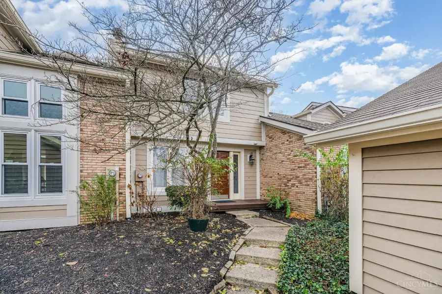 11807 Vaukvalley Lane, Symmes Township, OH 45249 - Image #2