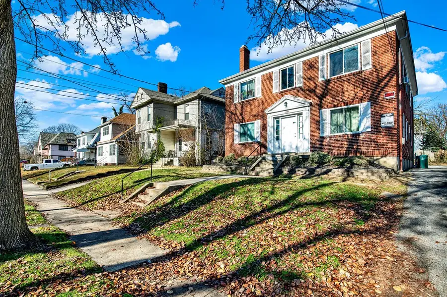 1226 Franklin Avenue, Cincinnati, OH 45237 - Image #2