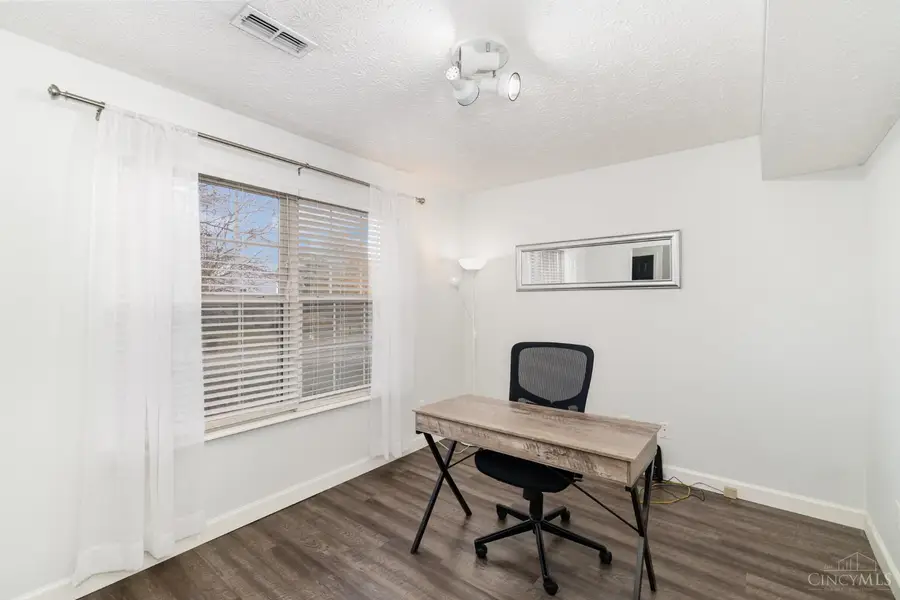 6143 Maple Grove, Warren, OH 45152 - Image #2