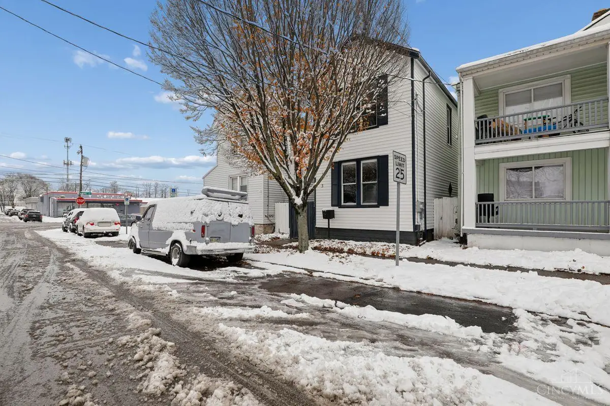 3 W Seventy Third Street, Cincinnati, OH 45216 - Image #1