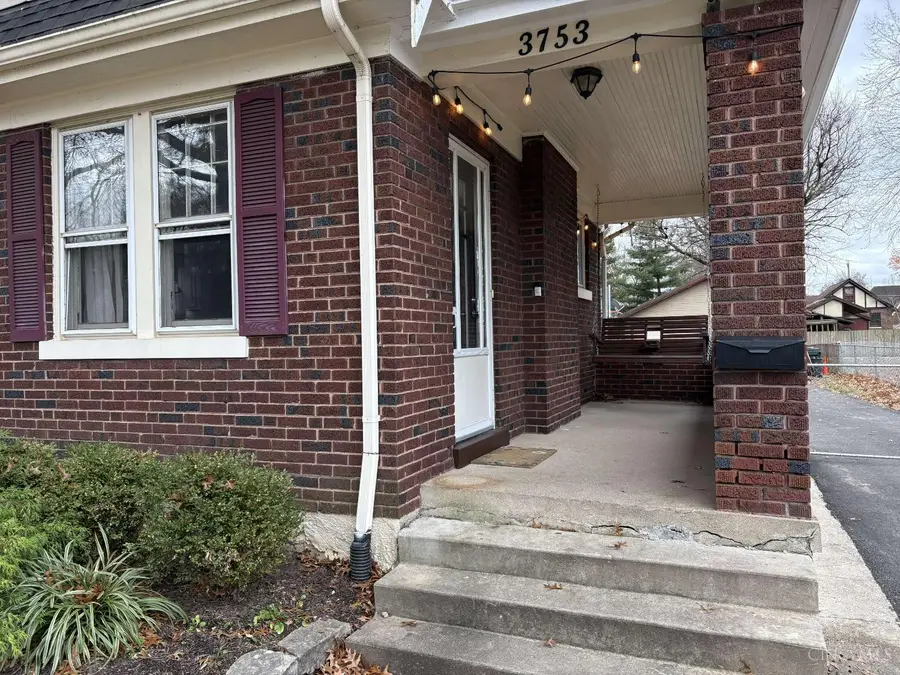 3753 N Berkley Circle, Silverton, OH 45236 - Image #3