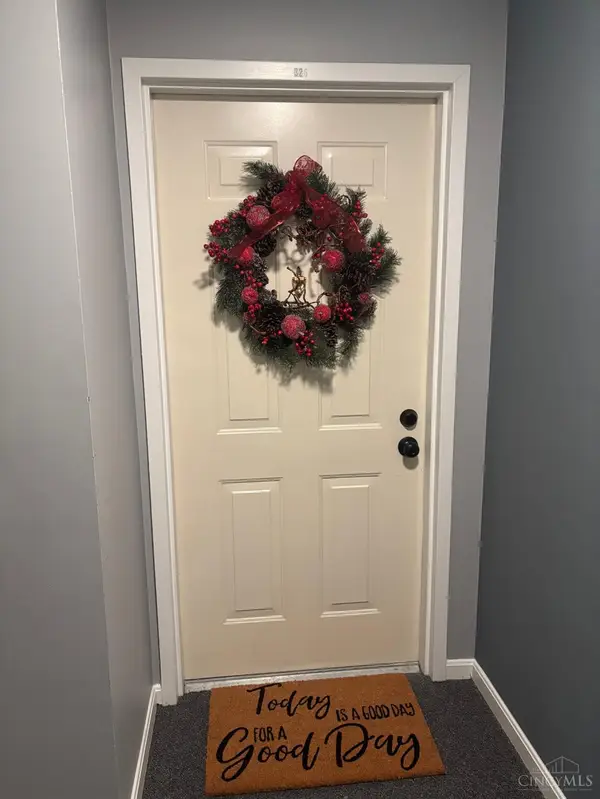 7584 Shawnee Lane #326, West Chester, OH 45069