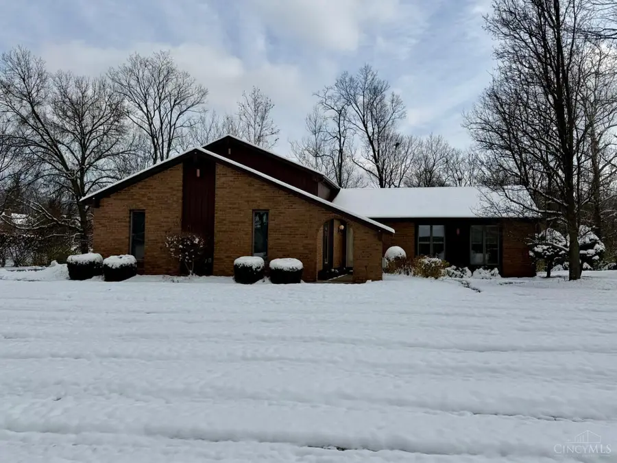 5895 Quailhill Drive, Bridgetown, OH 45233 - Image #3