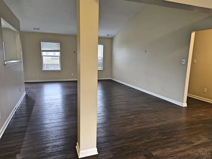 8676 Sweetbriar Court, Franklin Township, OH 45005 - Image #3