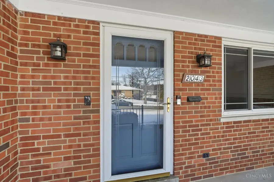 2043 Blue Bell Drive, Cincinnati, OH 45224 - Image #3
