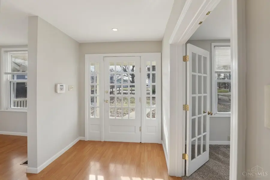 4046 Boomer Road, Cincinnati, OH 45247 - Image #2