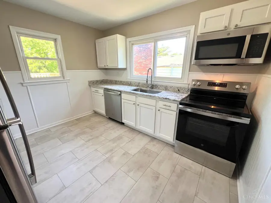 365 Sunset Drive, South Lebanon, OH 45065 - Image #3