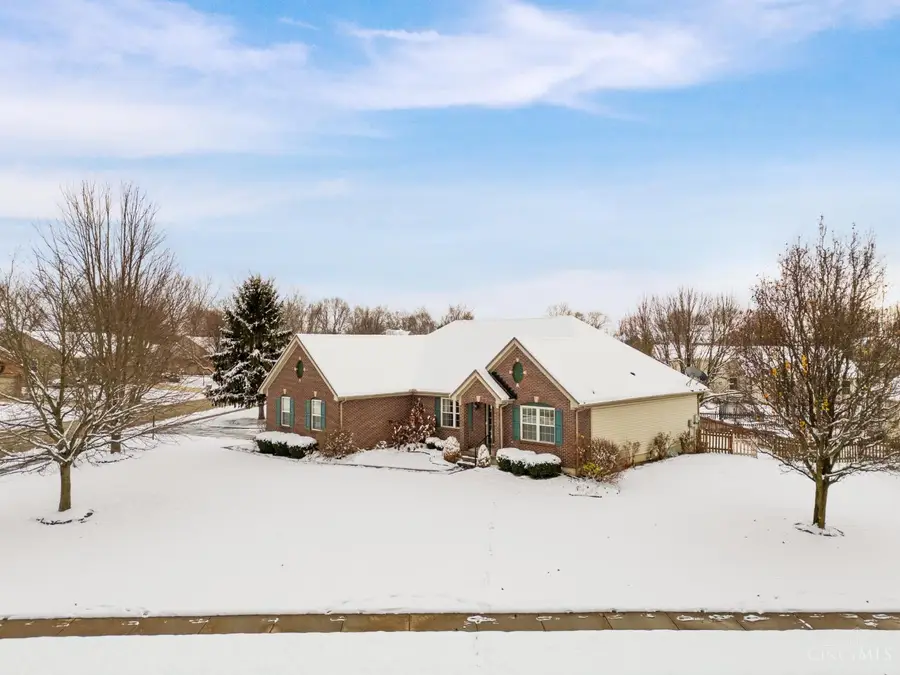 1205 Cloverleaf Lane, Miamisburg, OH 45342 - Image #2