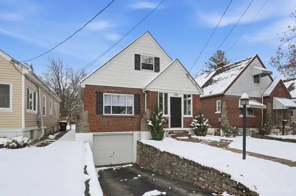 7018 Bramble Avenue, Columbia Twp, OH 45227