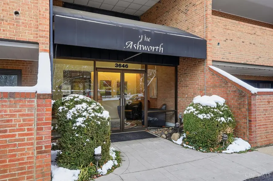 3646 Ashworth Drive #102, Cincinnati, OH 45208 - Image #2