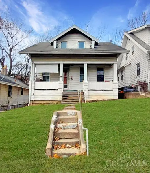 1705 Wyoming Avenue, Cincinnati, OH 45205