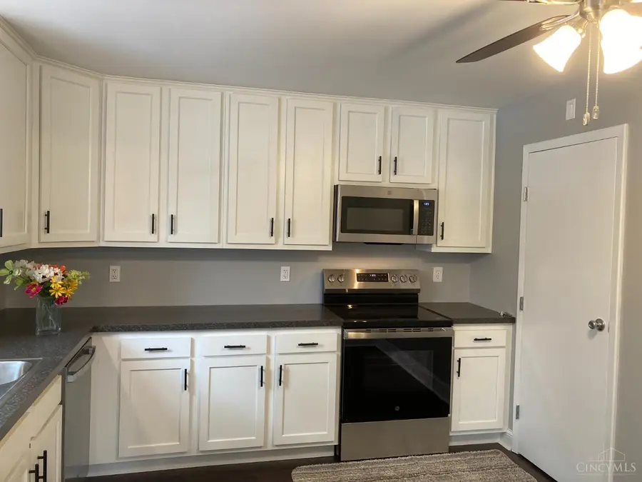 5221 Clearlake Drive, Cincinnati, OH 45247 - Image #3