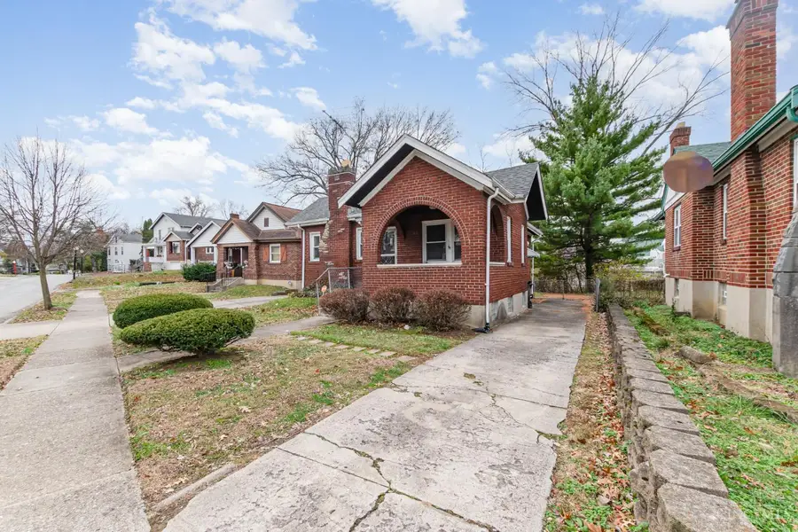 1933 Lawn Avenue, Cincinnati, OH 45237 - Image #3