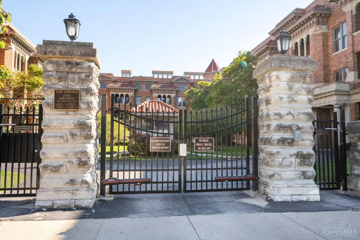 2356 Park Avenue #42, Cincinnati, OH 45206 - Image #1