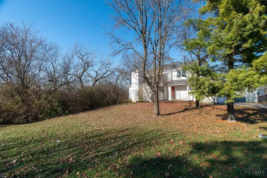 8185 Pepperwood Drive, West Chester, OH 45069 - Image #3