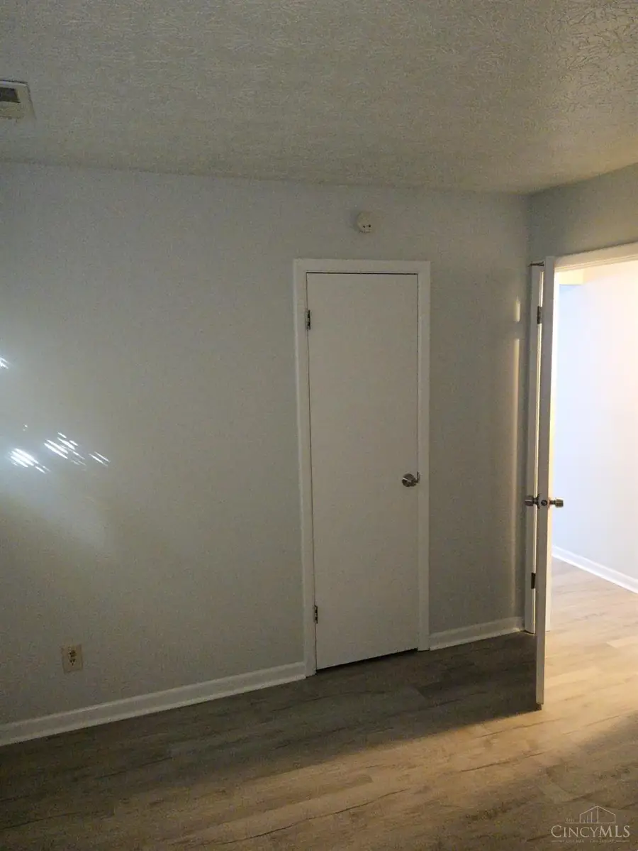 7832 Lincoln Avenue, Mount Healthy, OH 45231 - Image #2