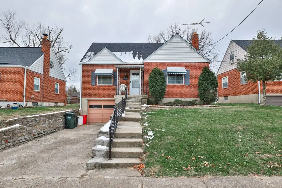 4425 Clifford Road, Deer Park, OH 45236 - Image #2