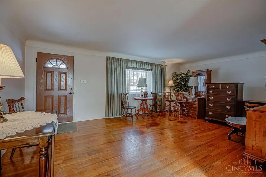 7443 Joan Drive, West Chester, OH 45069 - Image #2