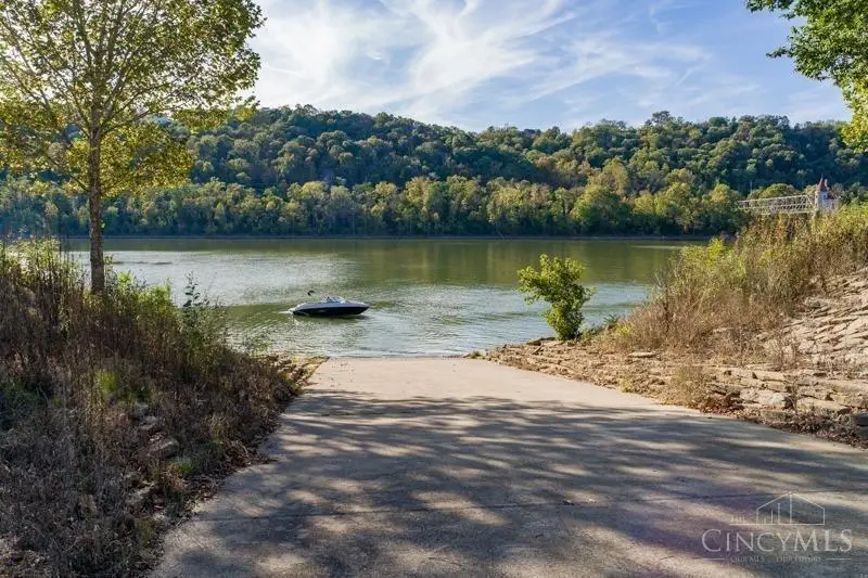 19 Sanctuary Place, Cincinnati, OH 45230 - #2