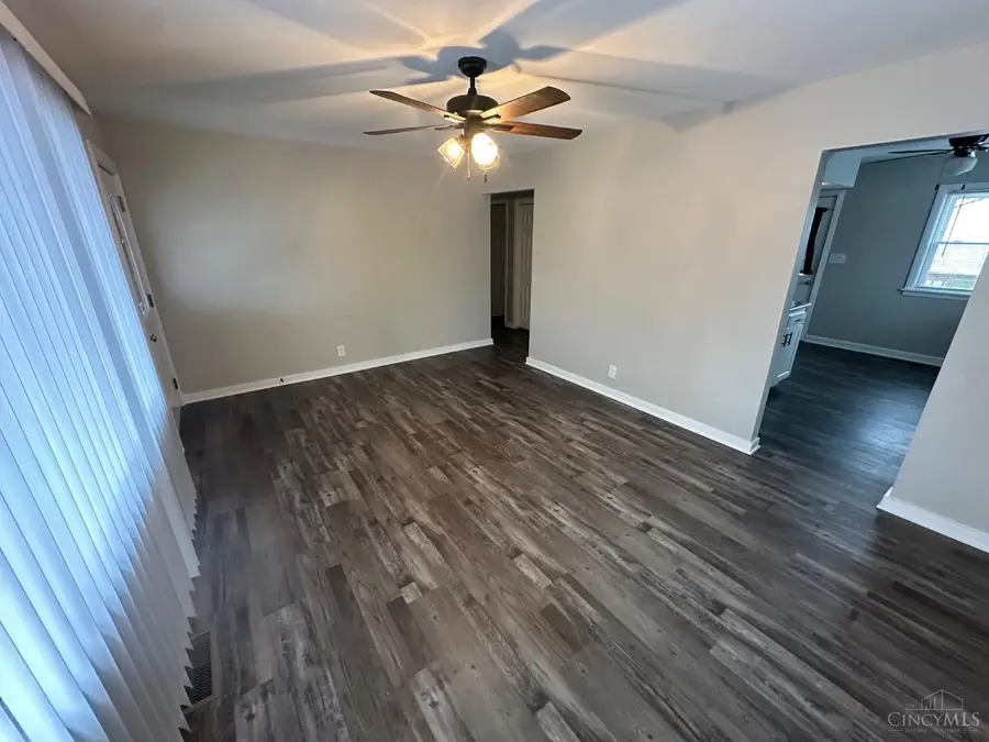 1380 Biscayne Drive, Saint Clair, OH 45013 - Image #2