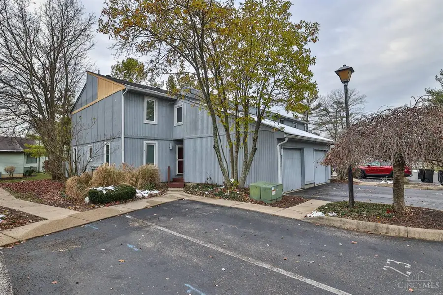 7555 Welsley Trace, West Chester, OH 45069 - Image #2