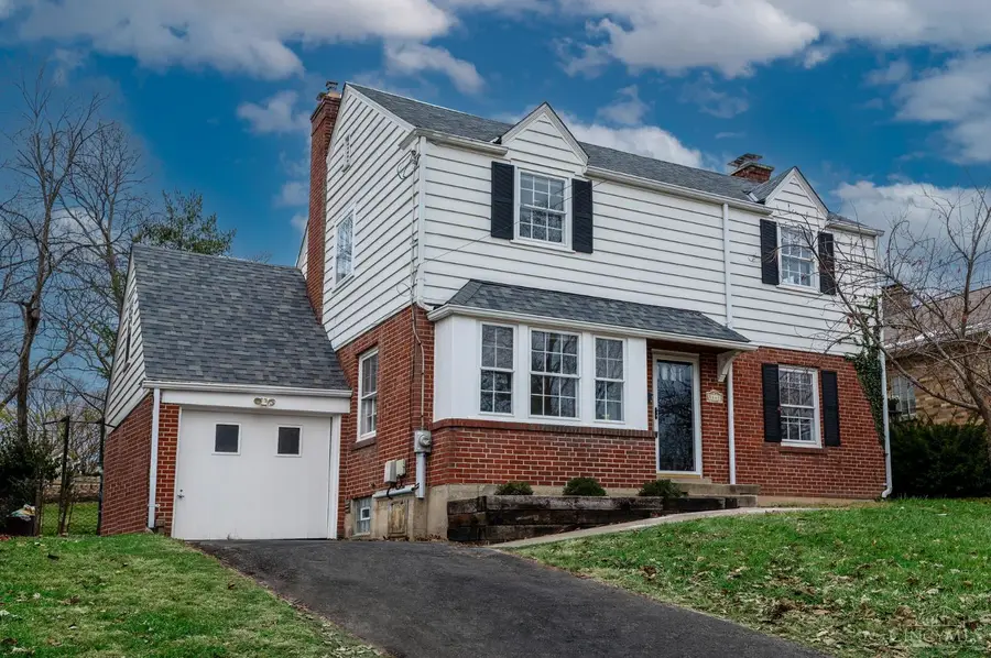 1661 Sutton Avenue, Cincinnati, OH 45230 - Image #2