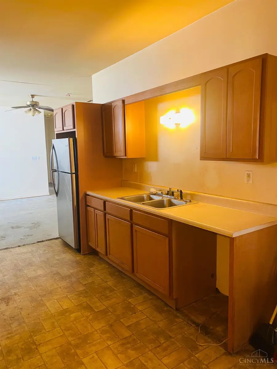 6310 Vine Street, Elmwood Place, OH 45216 - Image #3