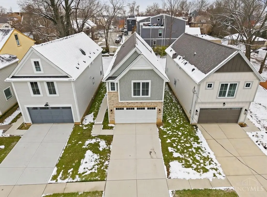 3121 Hackberry Street, Cincinnati, OH 45207 - #1