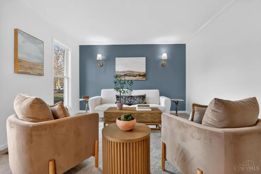 6210 N Shadow Hill Way, Miami Township, OH 45140 - Image #2