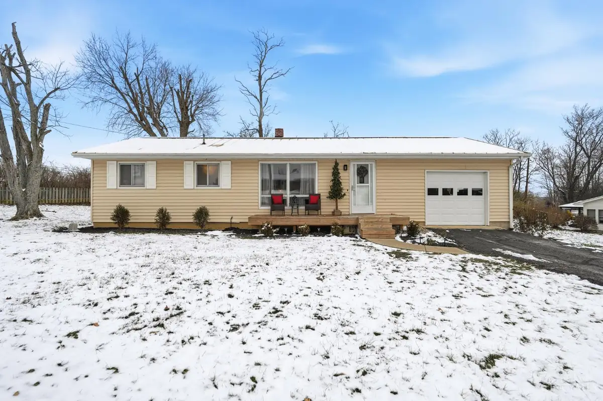 400 W Hendricks Street, Camden, OH 45311 - Image #1