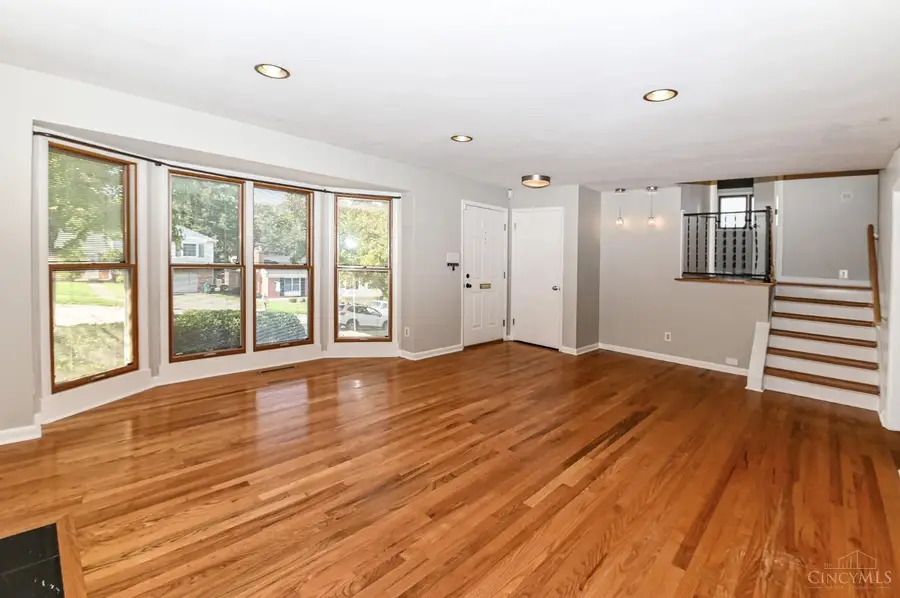 1142 Cryer Avenue, Cincinnati, OH 45208 - Image #3