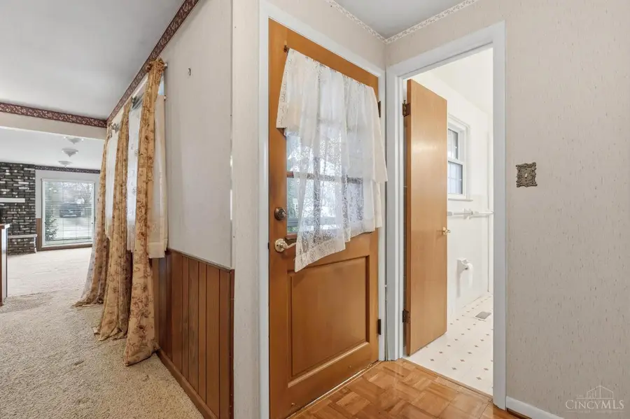 1379 Honeysuckle Drive, Fairborn, OH 45324 - Image #3