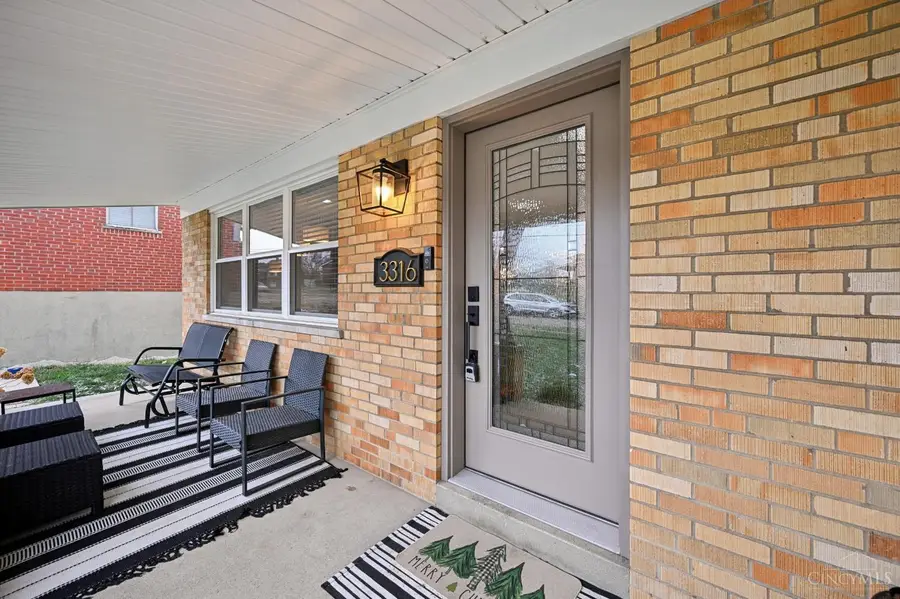 3316 Moonridge Drive, Green Township, OH 45248 - Image #3